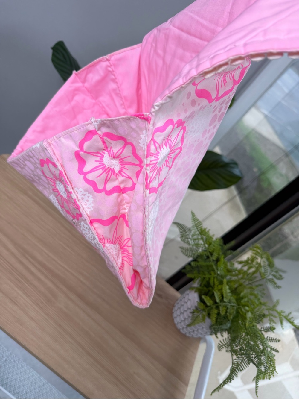 Lilly Pulitzer Custom Vintage Pink Floral Travel Pouch - Picture 6 of 8